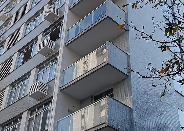 Apto 21 Guarujá Ed Ubatuba 2 suítes